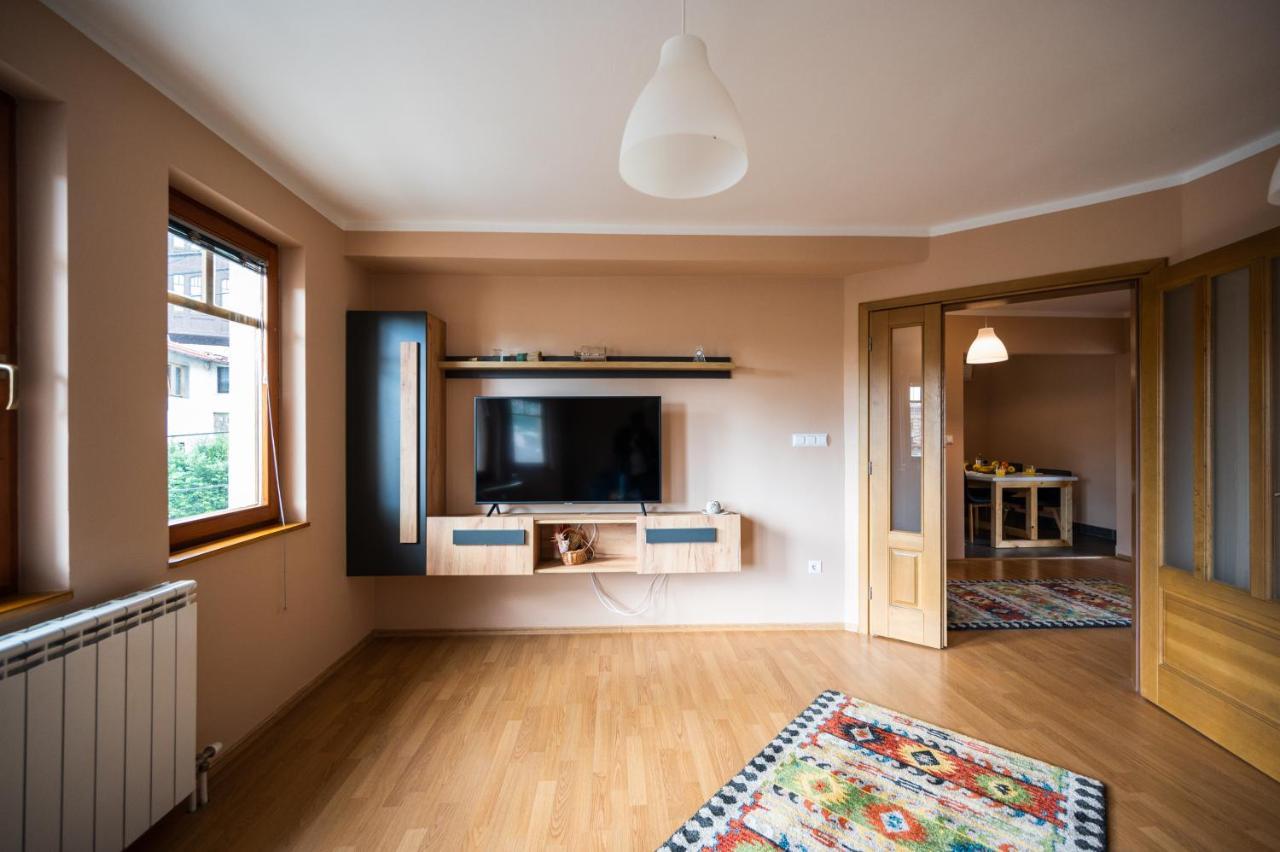 Duplex Apartment For Up To 12 People- Old Town サラエヴォ エクステリア 写真